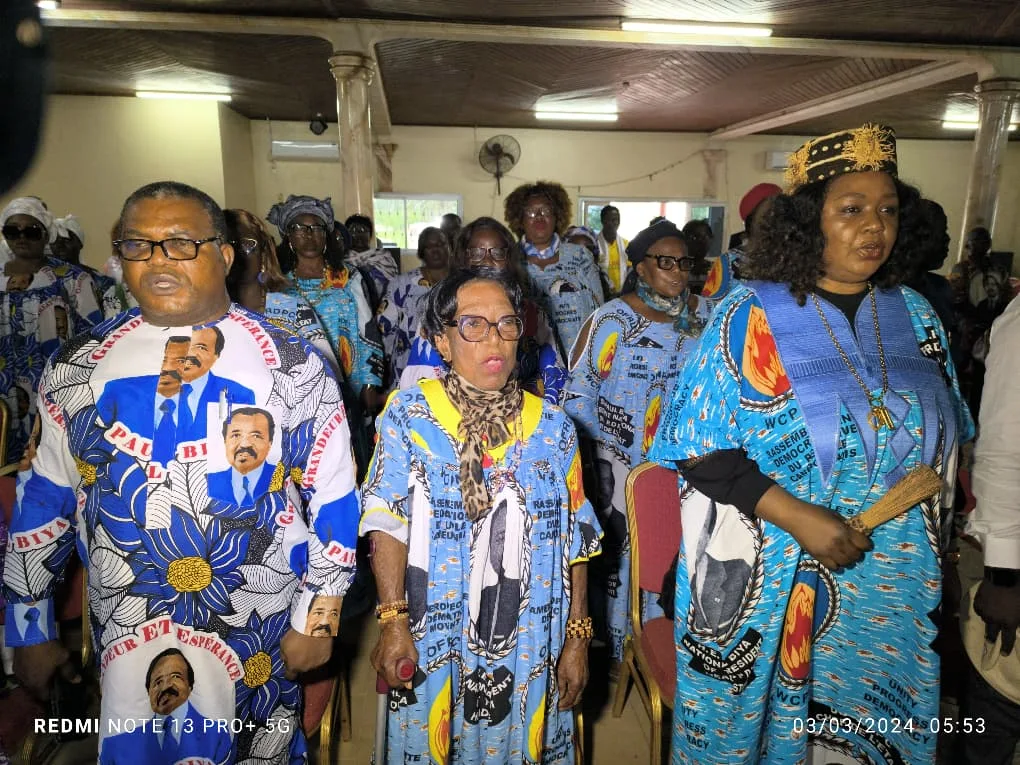 NGALLÈ BIBÉHÈ ET SA DÉLÉGATION À DIZANGUÈ ET DIBAMBA