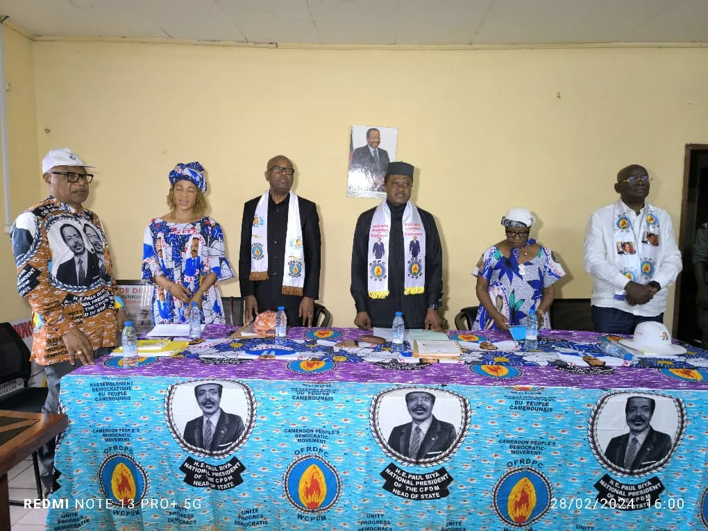 NGALLÈ BIBÉHÈ ET SA DÉLÉGATION À DIZANGUÈ ET DIBAMBA