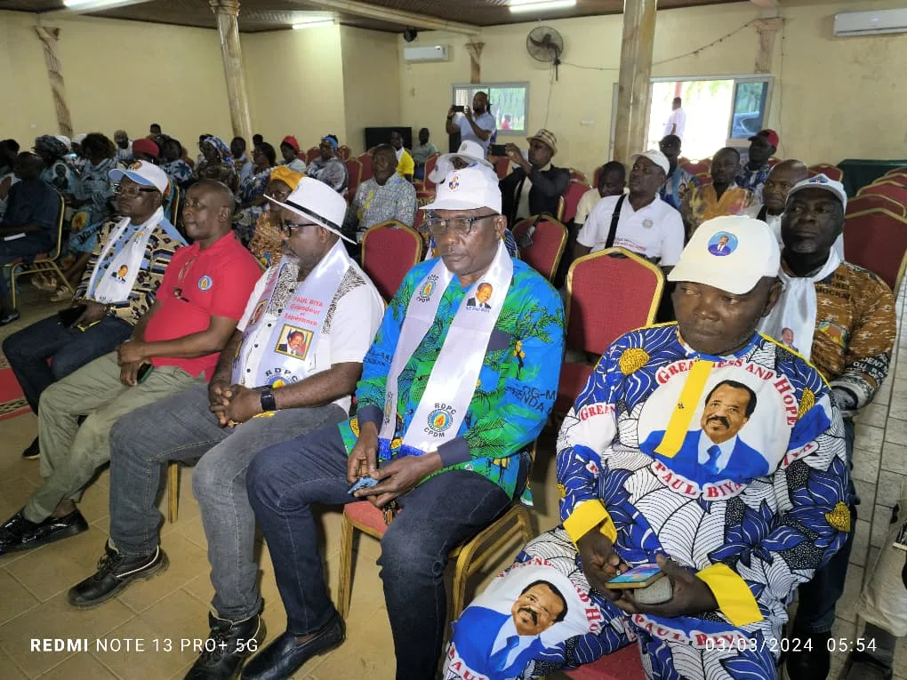 NGALLÈ BIBÉHÈ ET SA DÉLÉGATION À DIZANGUÈ ET DIBAMBA